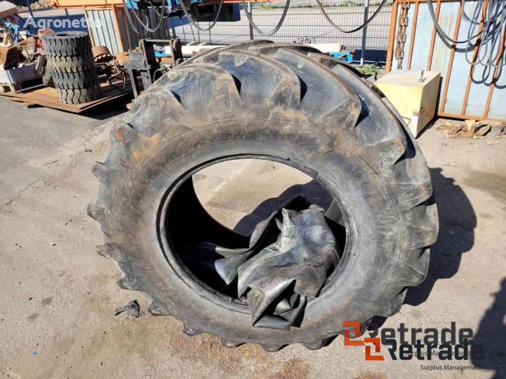 Michelin Traktordäck Michelin 600/60R30 / Tire for tractor guma za traktore