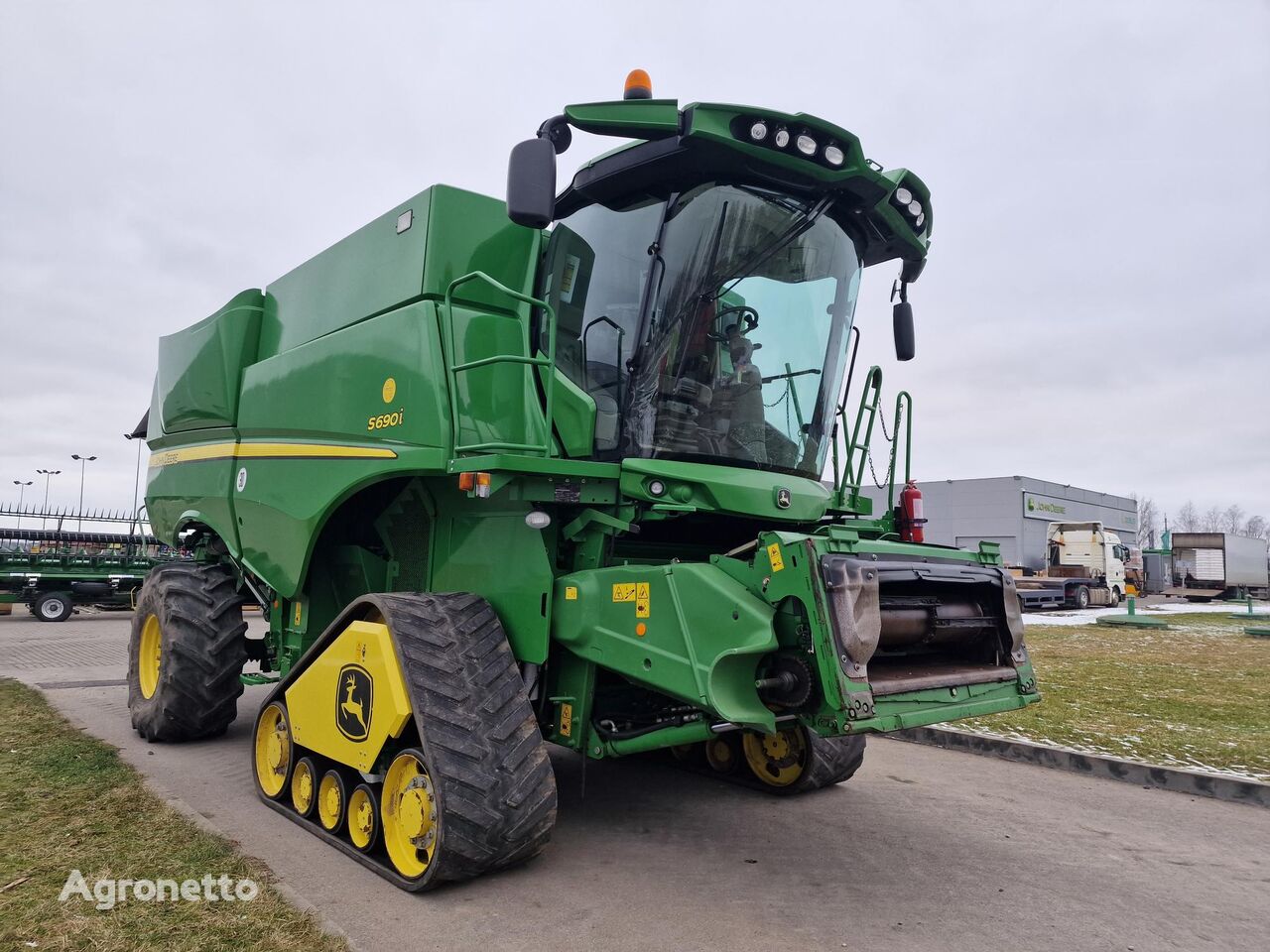 John Deere S690 kombajn za žito