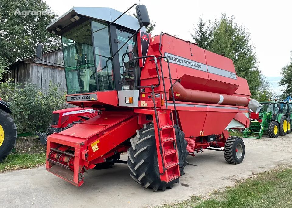 Massey Ferguson 30 kombajn za žito