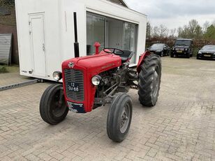 Massey Ferguson 35 Oldtimer tractor traktor točkaš