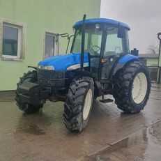 New Holland TD 80D traktor točkaš