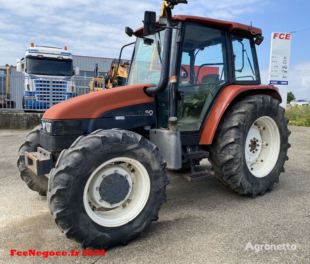 New Holland TL 90DT Carte Grise Française  traktor točkaš nakon udesa